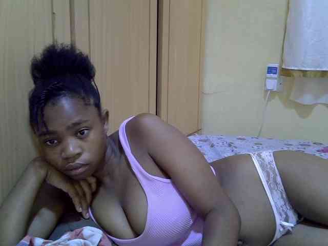 pretty-bianca webcam