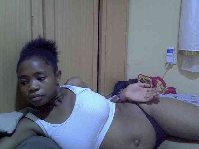 pretty-bianca webcam