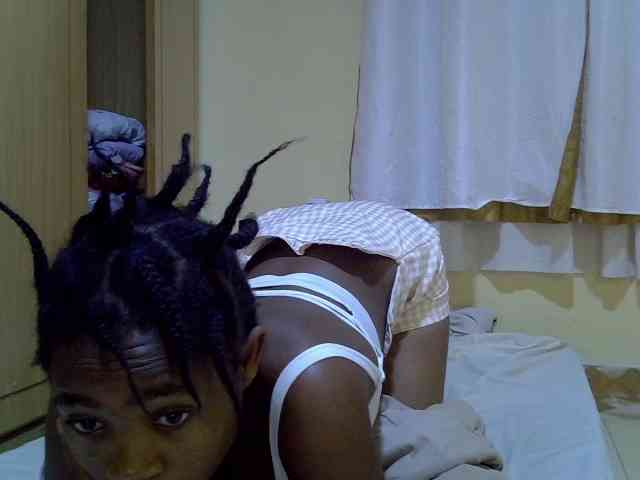 pretty-bianca webcam