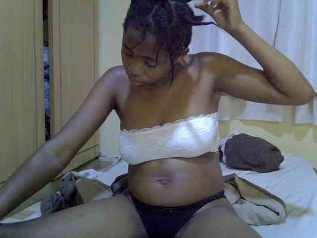 pretty-bianca webcam