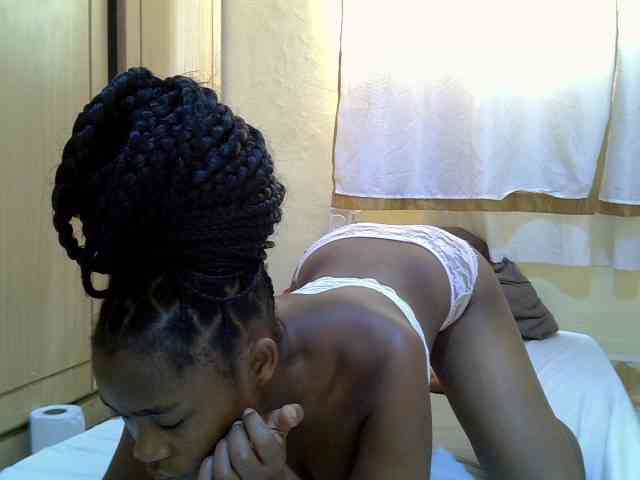 pretty-bianca webcam
