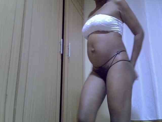 pretty-bianca webcam