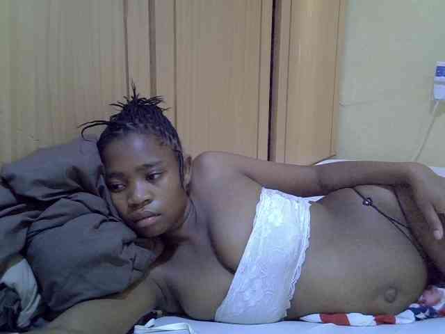 pretty-bianca webcam