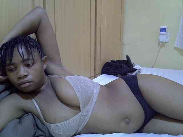 pretty-bianca webcam