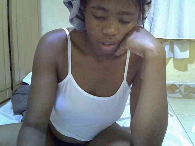 pretty-bianca webcam