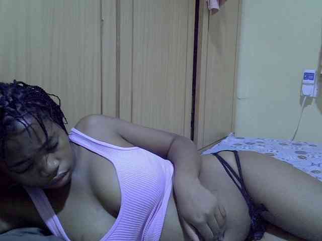 pretty-bianca webcam