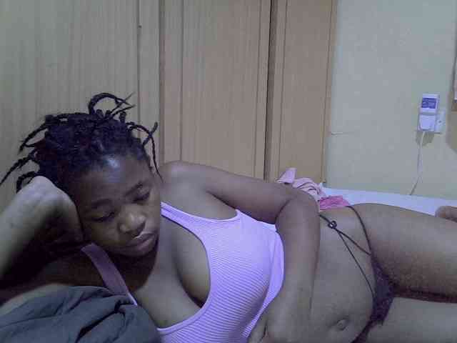 pretty-bianca webcam