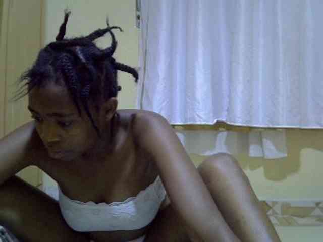 pretty-bianca webcam