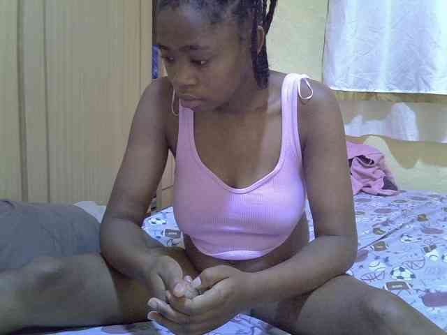 pretty-bianca webcam