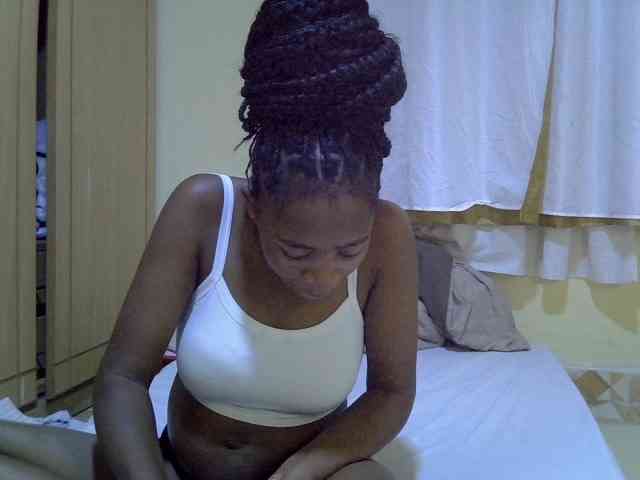 pretty-bianca webcam