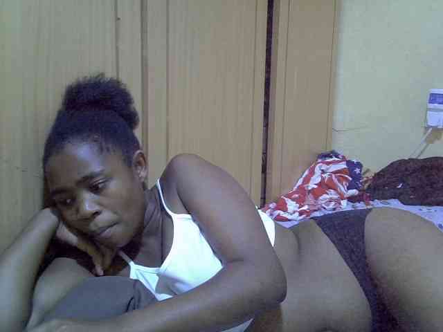 pretty-bianca webcam
