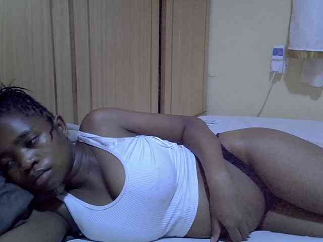 pretty-bianca webcam