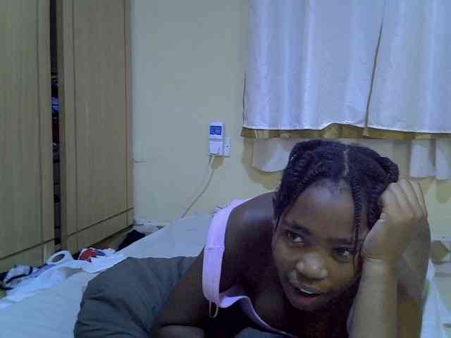 pretty-bianca webcam