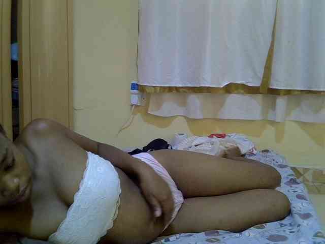 pretty-bianca webcam
