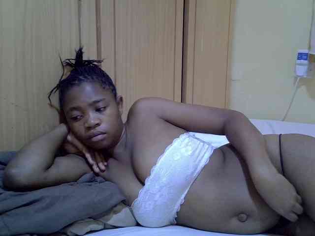 pretty-bianca webcam