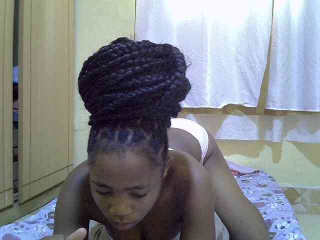 pretty-bianca webcam
