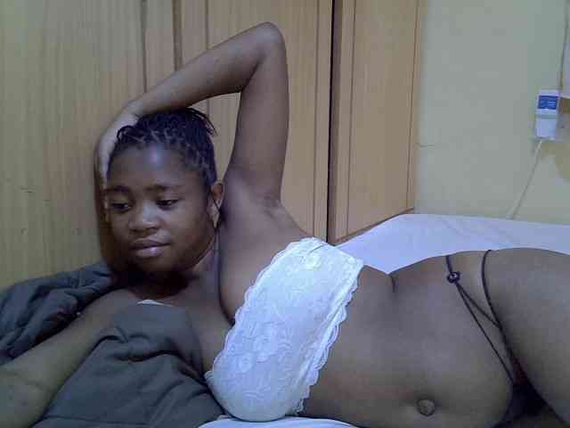 pretty-bianca webcam