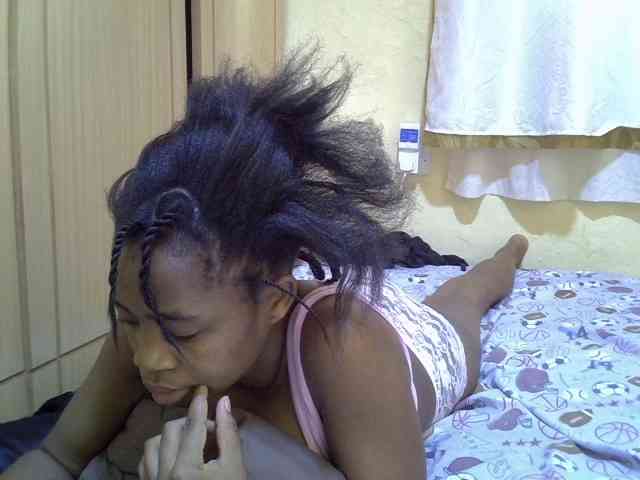 pretty-bianca webcam