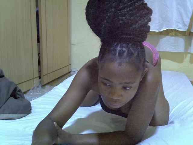 pretty-bianca webcam