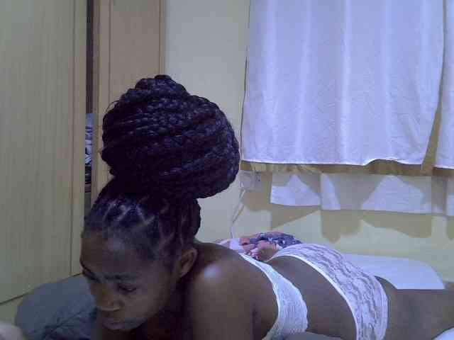 pretty-bianca webcam