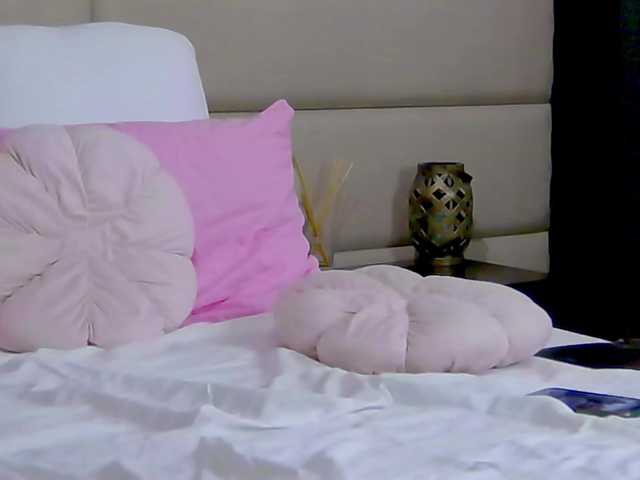 NicoleeLux live cam on BongaCams
