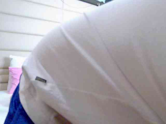 NicoleeLux webcam