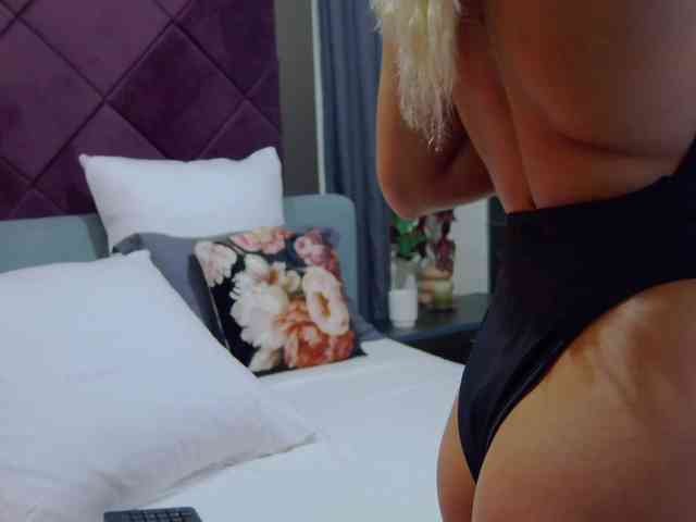 BriannaSpice webcam