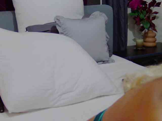 Briannaspice's cam show statistics and live stream