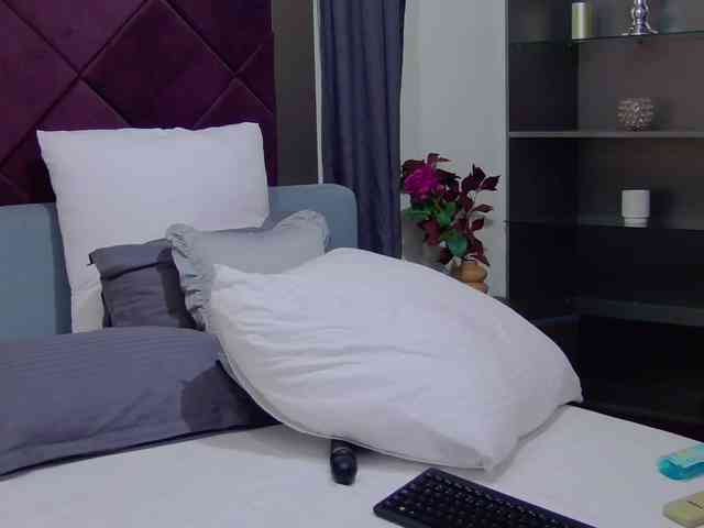BriannaSpice webcam