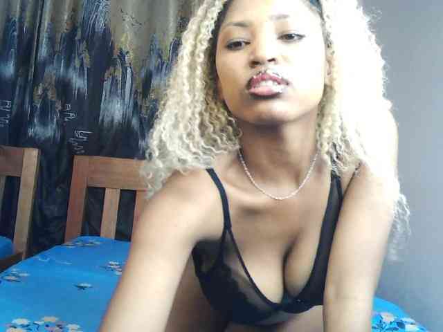 AlexaLovexo webcam