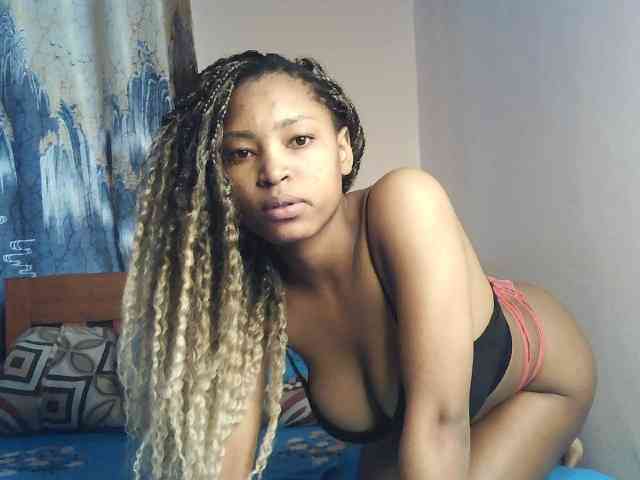 AlexaLovexo webcam