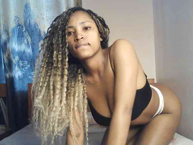 AlexaLovexo webcam