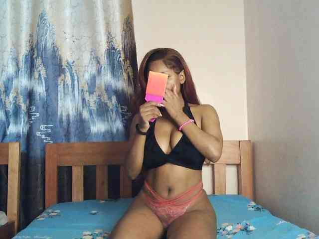 AlexaLovexo webcam