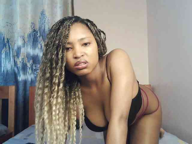 AlexaLovexo webcam