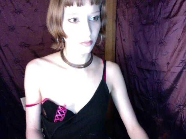 AlexaPleasure live cam on BongaCams