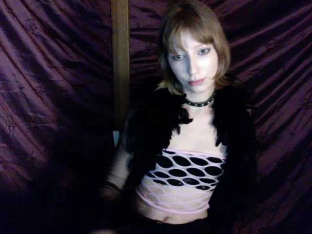 AlexaPleasure live cam on BongaCams