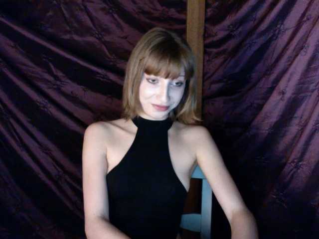 AlexaPleasure live cam on BongaCams