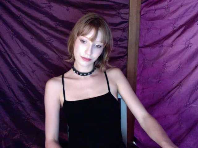 AlexaPleasure live cam on BongaCams