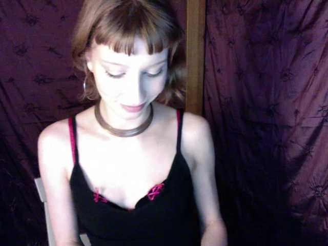 AlexaPleasure live cam on BongaCams