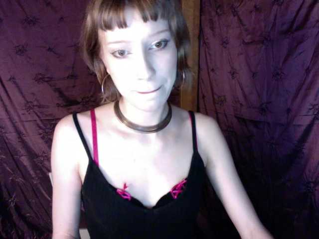 AlexaPleasure live cam on BongaCams
