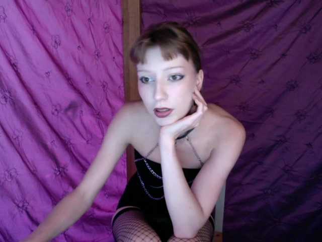 AlexaPleasure live cam on BongaCams