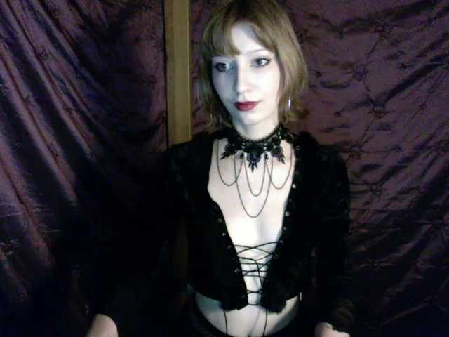 AlexaPleasure live cam on BongaCams
