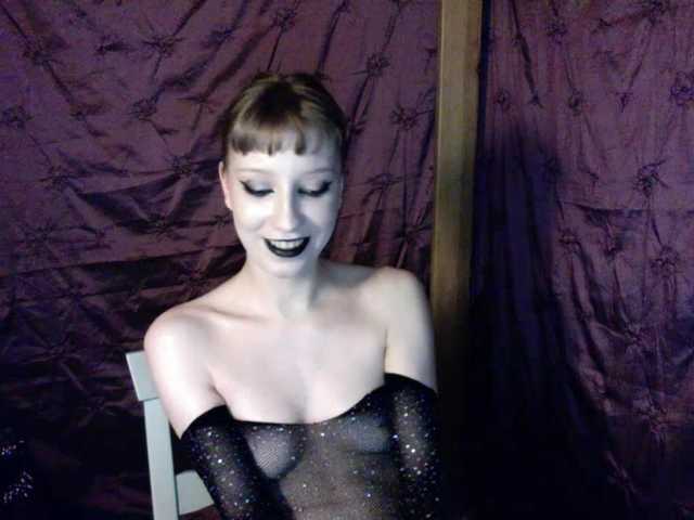 AlexaPleasure live cam on BongaCams