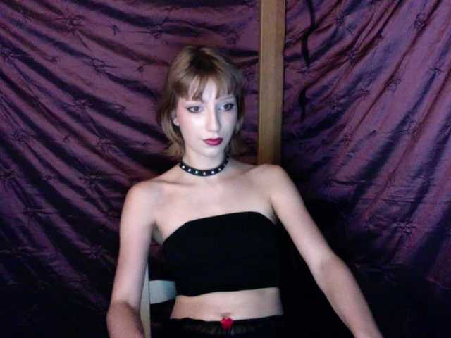 AlexaPleasure live cam on BongaCams