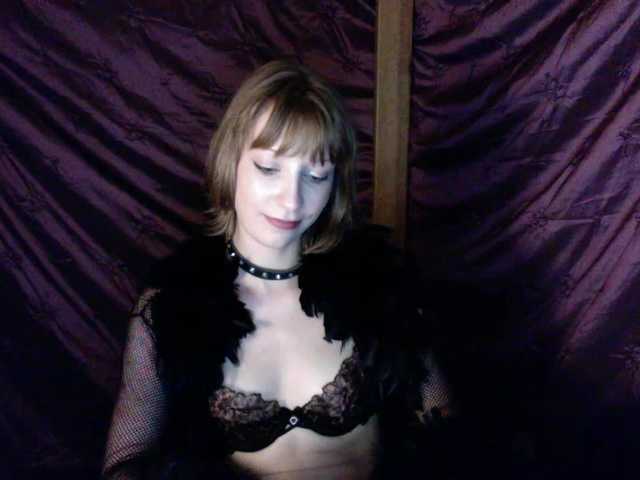 AlexaPleasure live cam on BongaCams