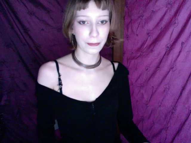 AlexaPleasure live cam on BongaCams