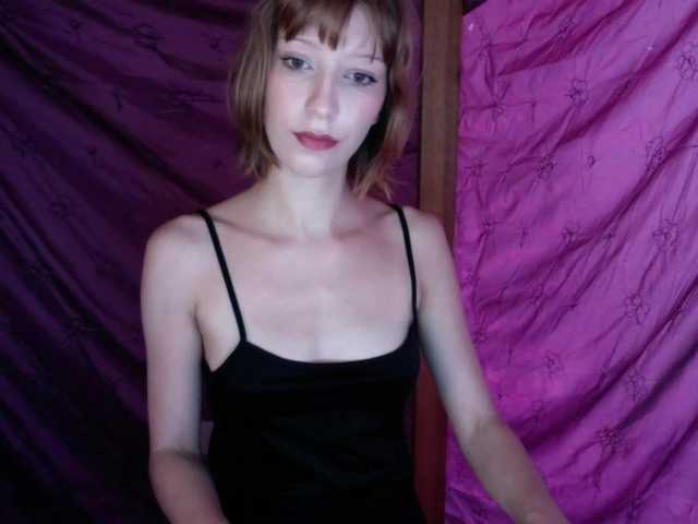 AlexaPleasure live cam on BongaCams