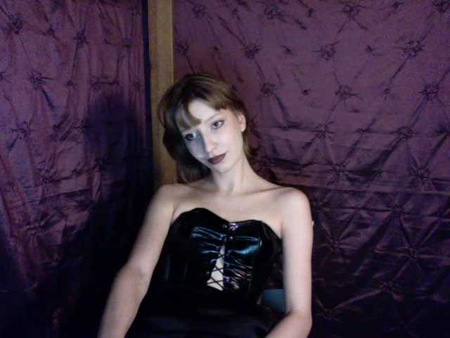 AlexaPleasure live cam on BongaCams