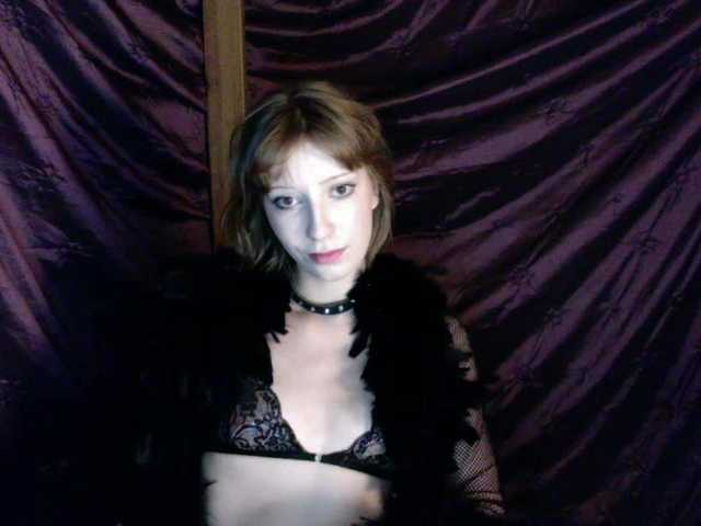 AlexaPleasure live cam on BongaCams