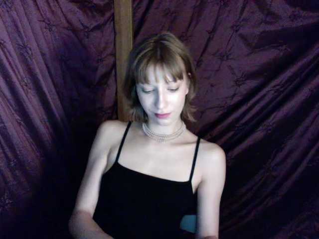AlexaPleasure live cam on BongaCams